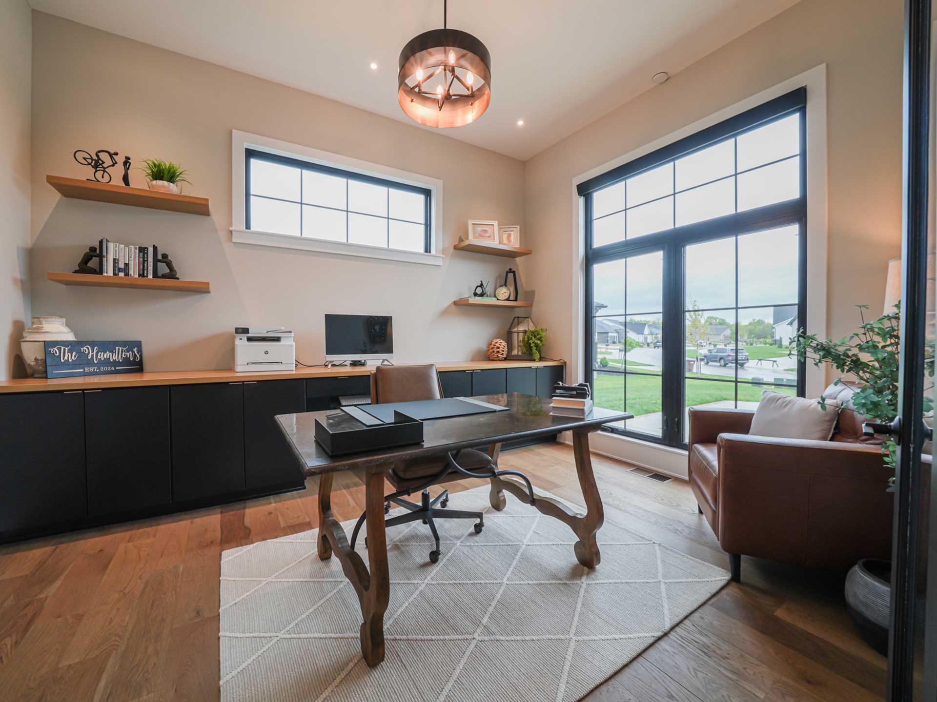 Featured image for “The Evolution of the Home Office: From Pocket Nooks to Sun-Soaked Suites”